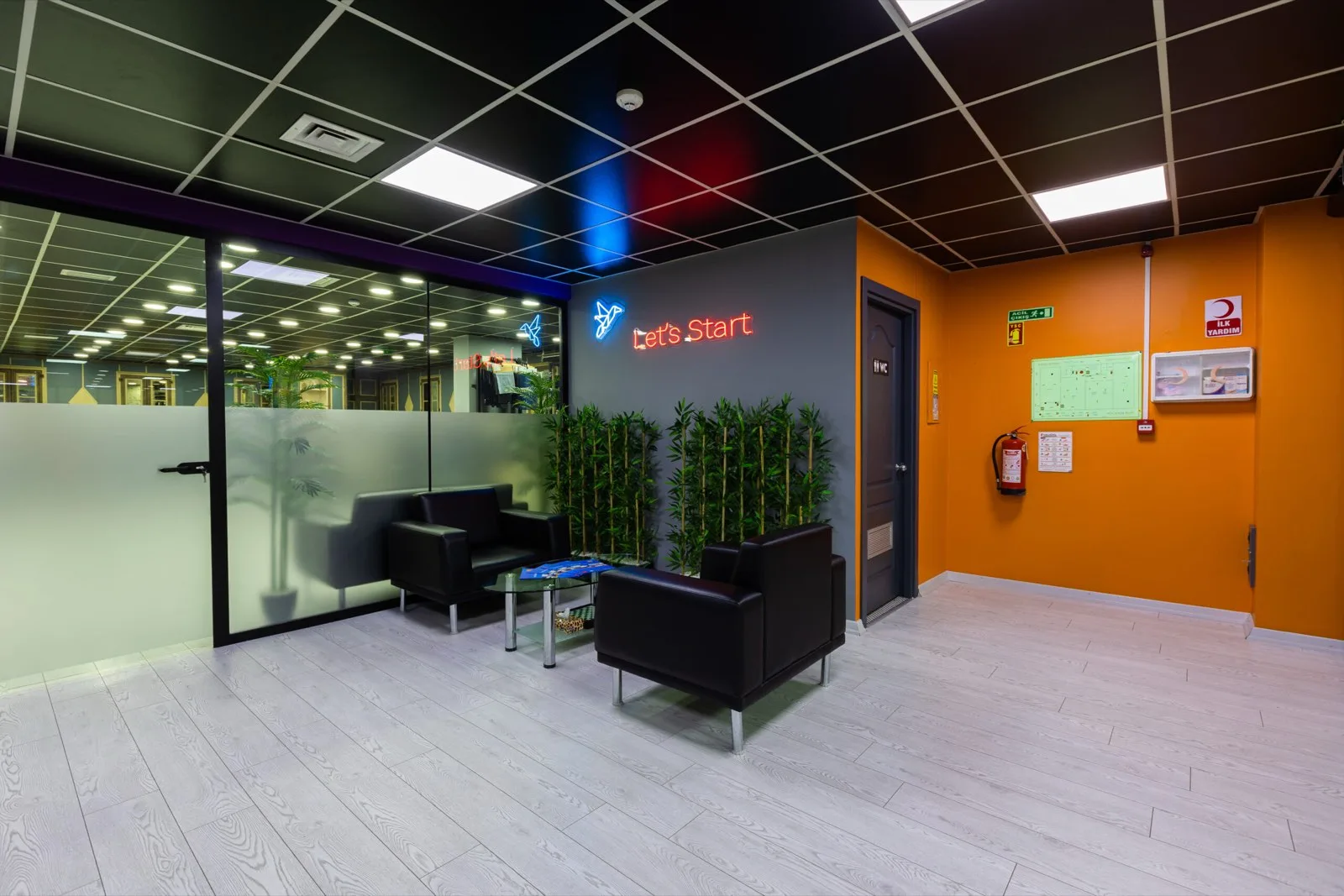Kuzgunlar Textile office entrance and reception